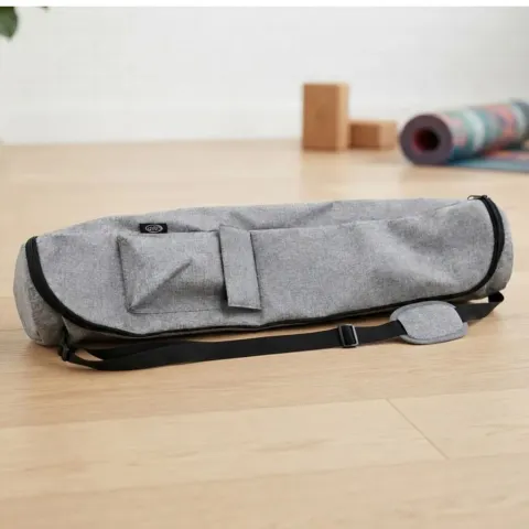 Bolso Porta Mat de Yoga Pilates - con cierre y correa ajustable GRIS