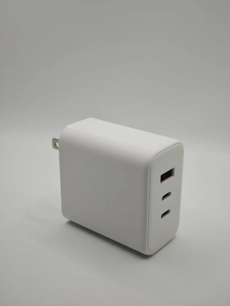 CARGADOR 220V X-616 EXTREME - 6,2A - 1USB + 2TC - XAEA - BLANCO